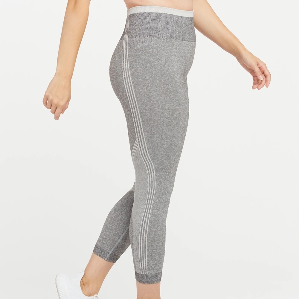SPANX Seamless Sculpt Leggings. NWT